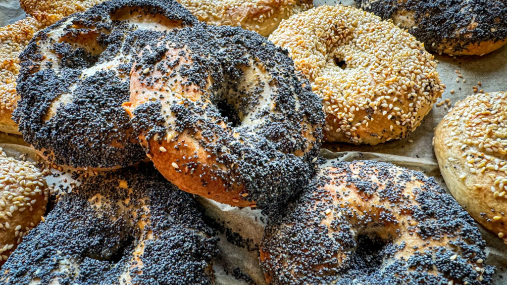 New York tyyliset bagelit