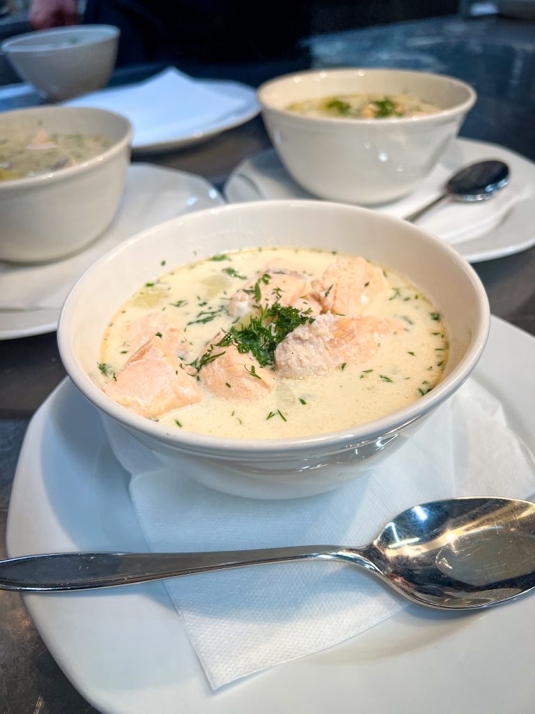 Fodmap ystävällinen lohikeitto